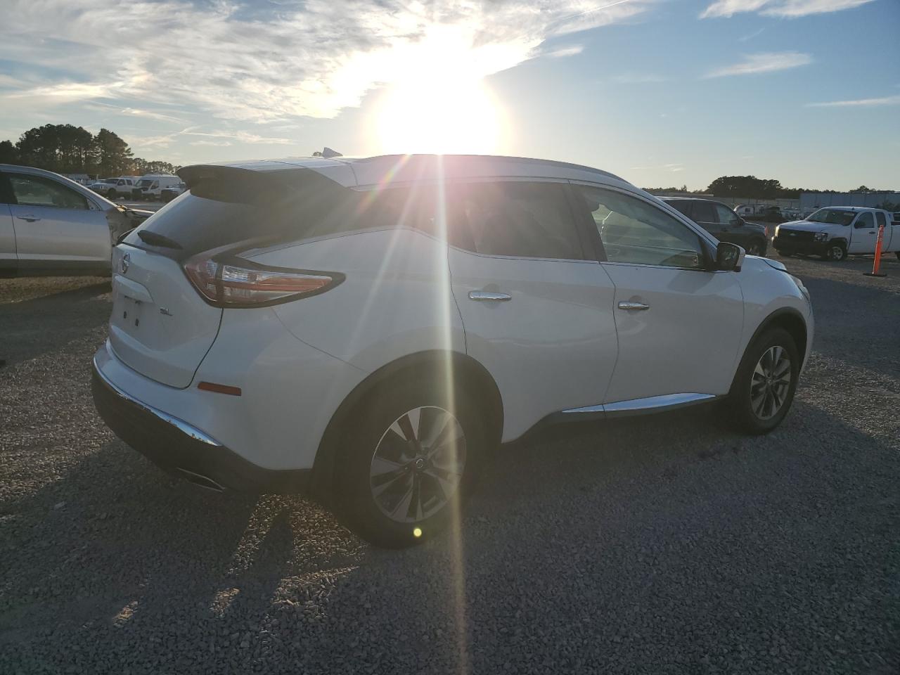 2015 Nissan Murano - Image 3