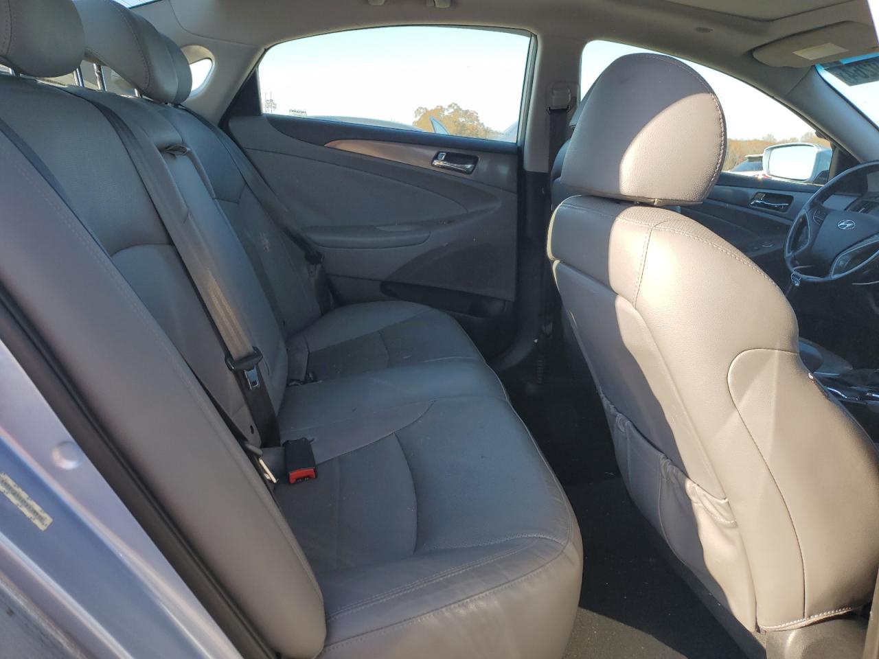 2015 Hyundai Sonata - Image 10