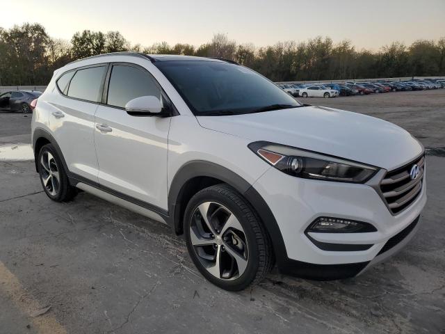  HYUNDAI TUCSON 2018 Білий