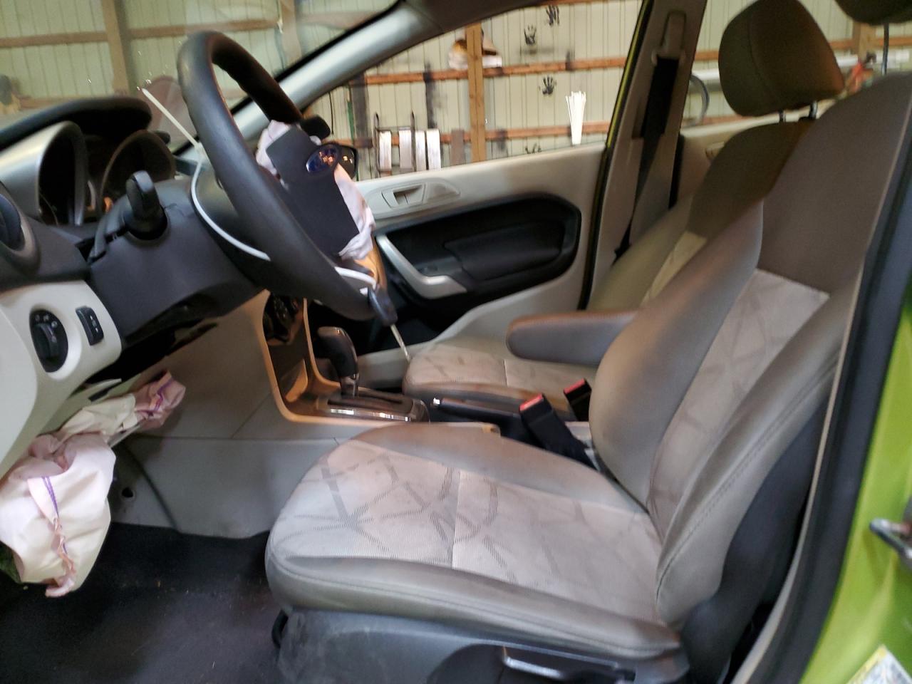 2012 Ford Fiesta - Image 7