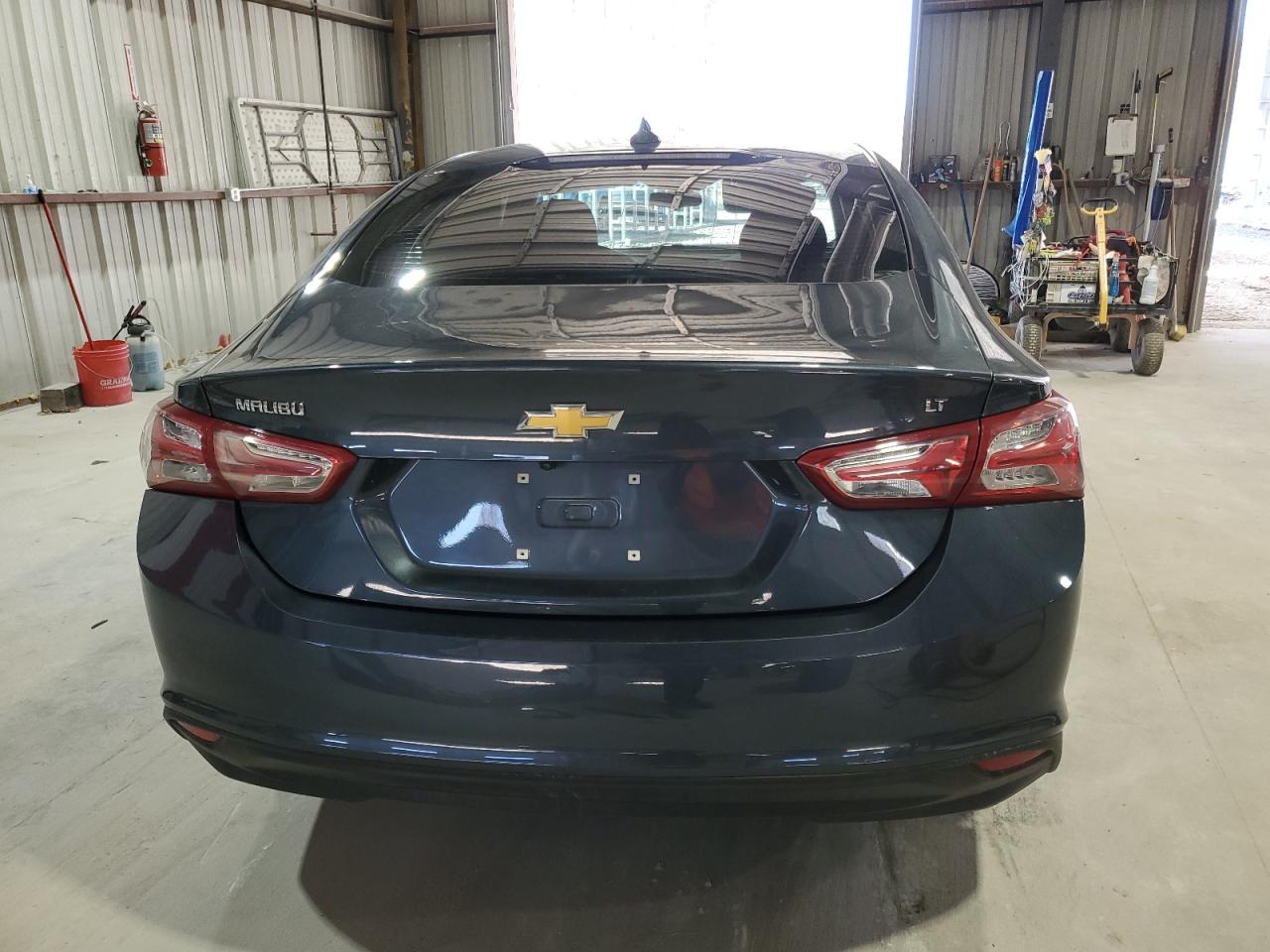 2019 Chevrolet Malibu - Image 6