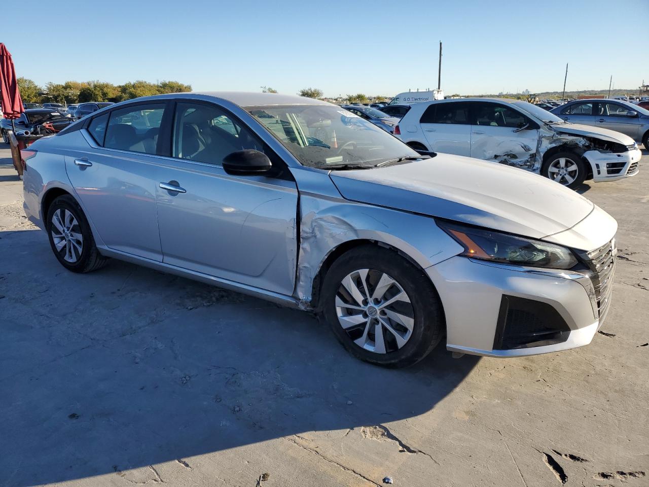 2024 Nissan Altima - Image 4