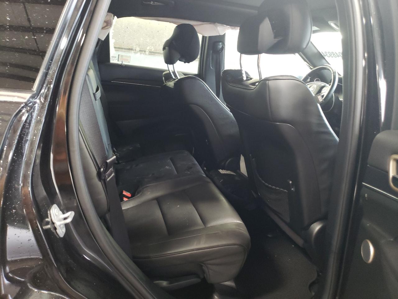 2015 Jeep Grand Cherokee - Image 10