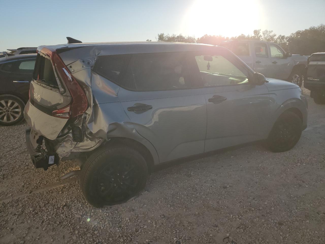 2022 Kia Soul - Image 3