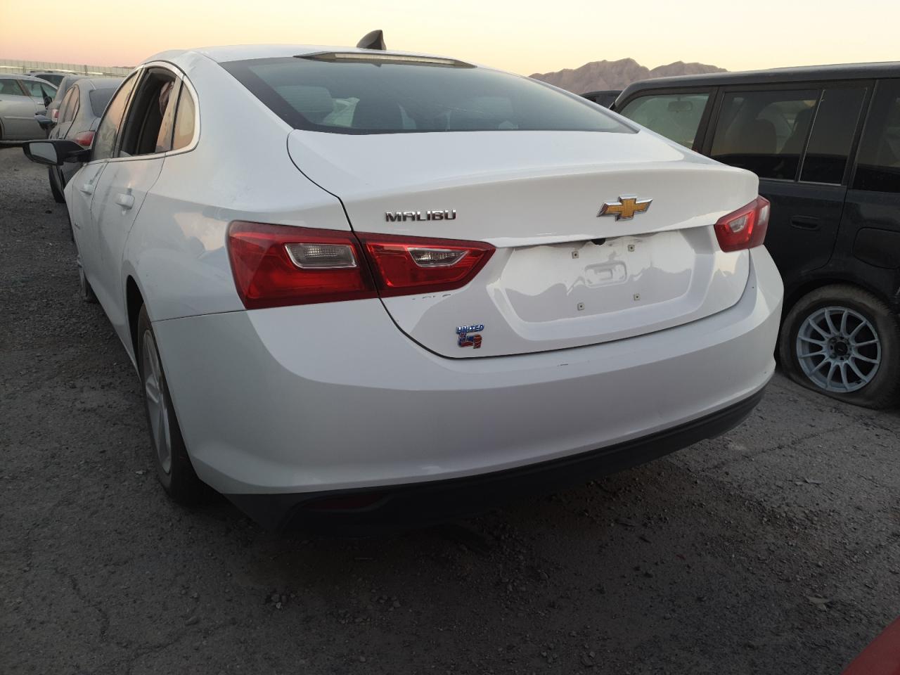 VIN 1G1ZB5ST4MF017806 2021 CHEVROLET MALIBU no.6