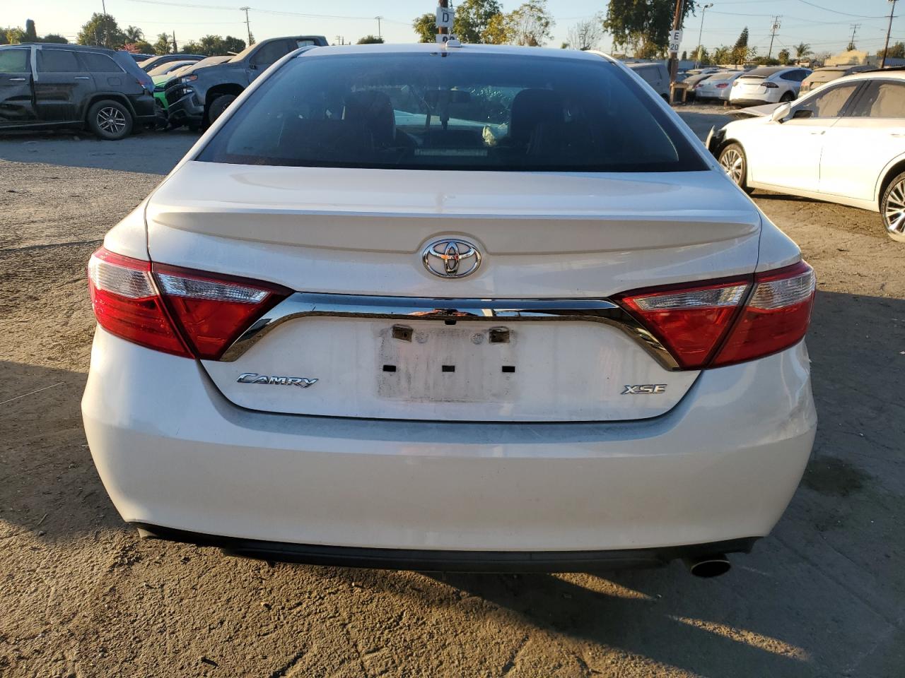 VIN 4T1BF1FKXHU359913 2017 TOYOTA CAMRY no.6