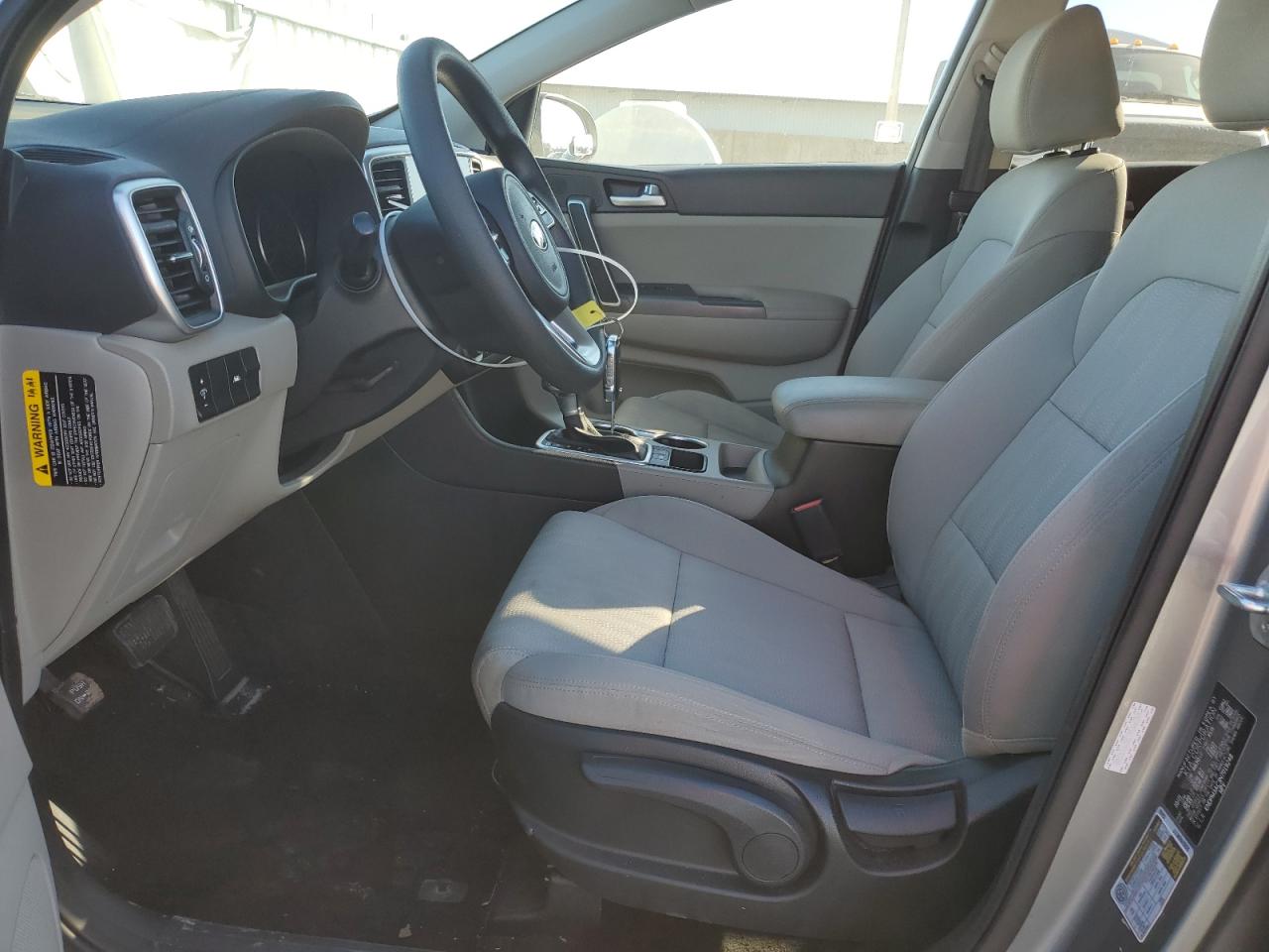 2022 Kia Sportage - Image 7