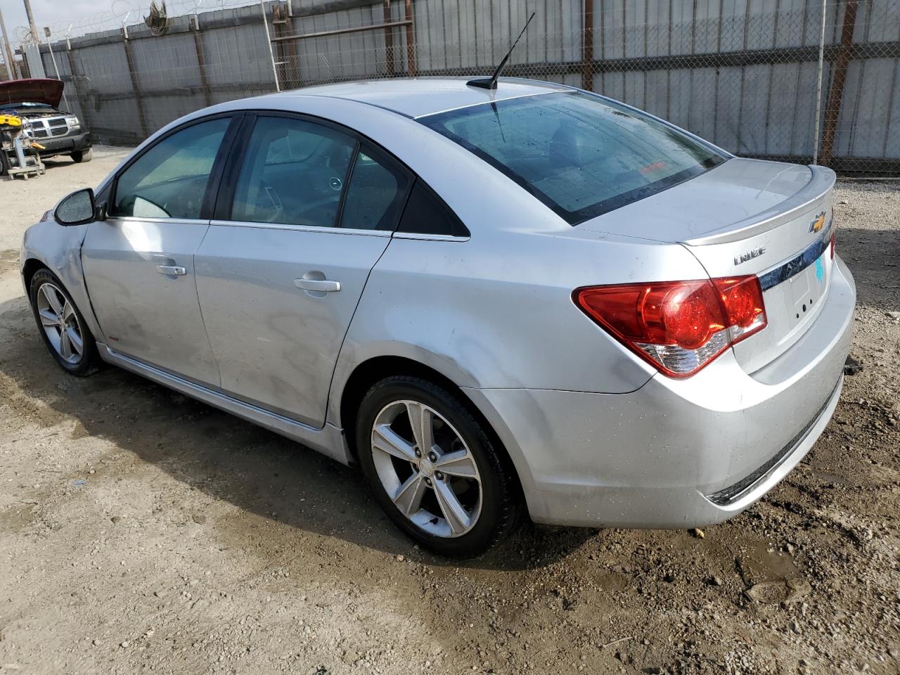 VIN 1G1PE5SB7D7256024 2013 CHEVROLET CRUZE no.2