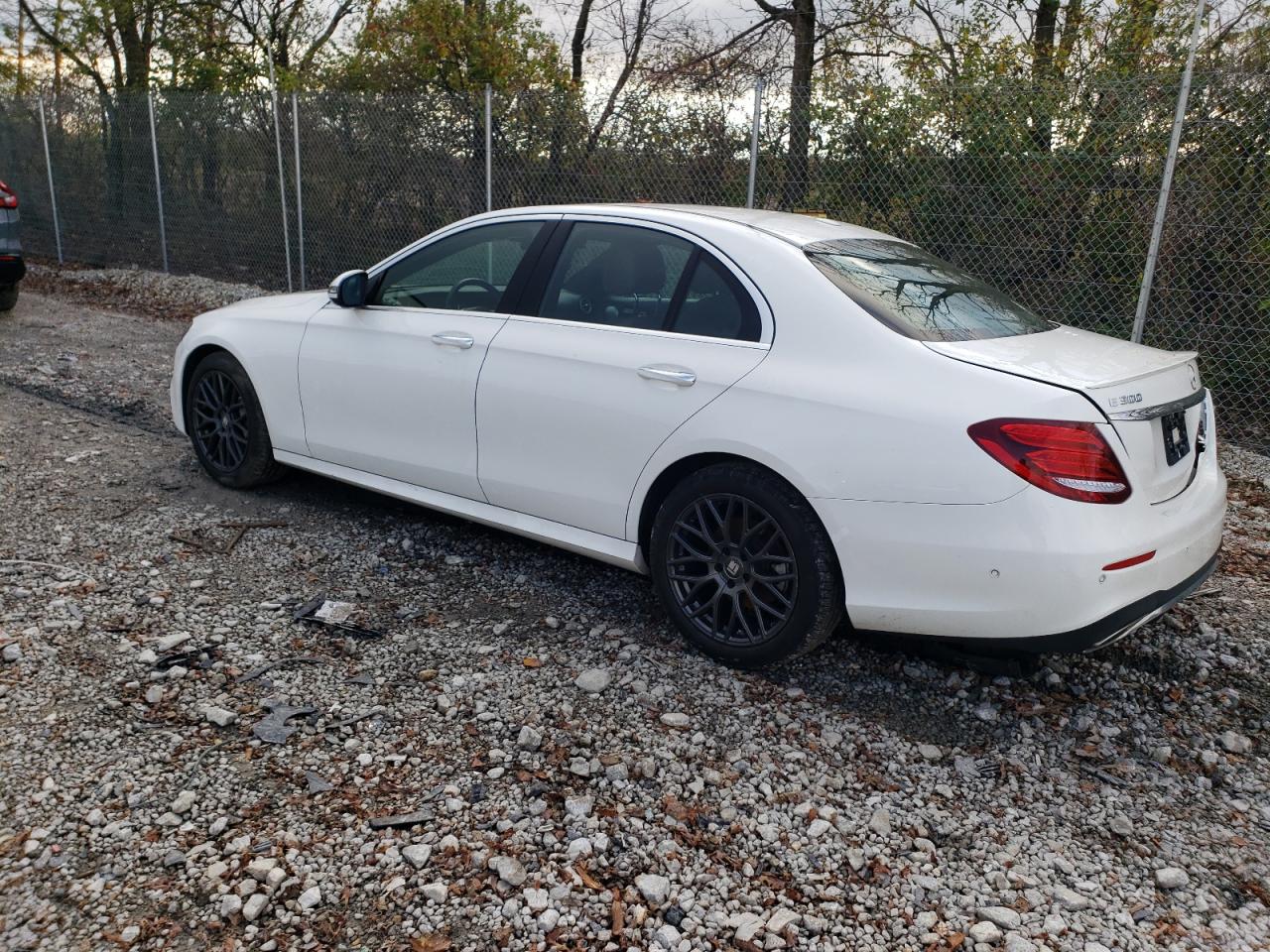 2017 Mercedes-Benz E-klasse - Image 2