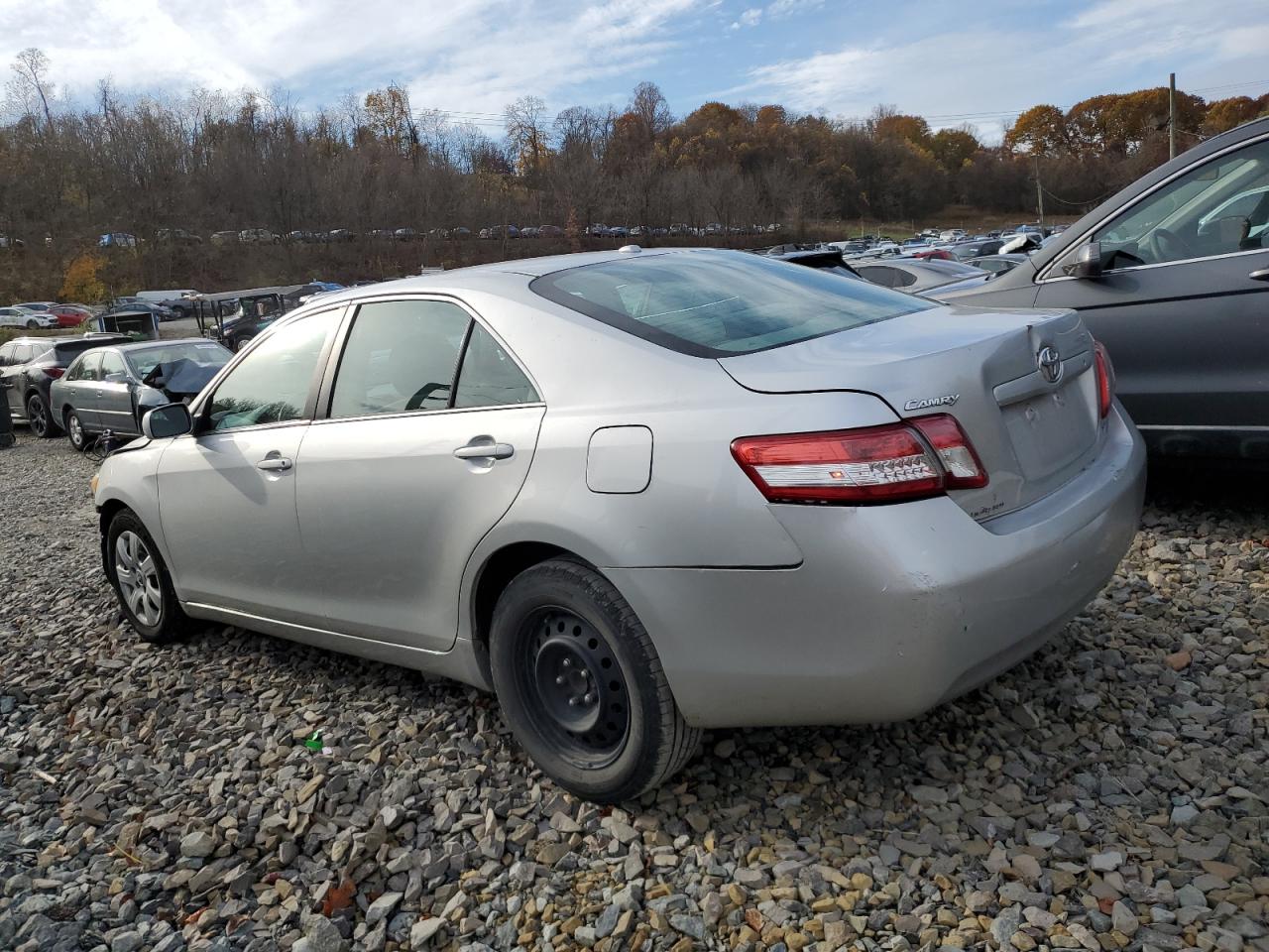 2011 Toyota Camry - Image 2