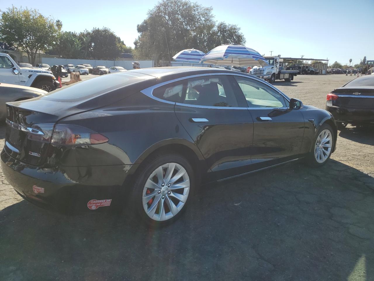 VIN 5YJSA1E48JF278459 2018 TESLA MODEL S no.3