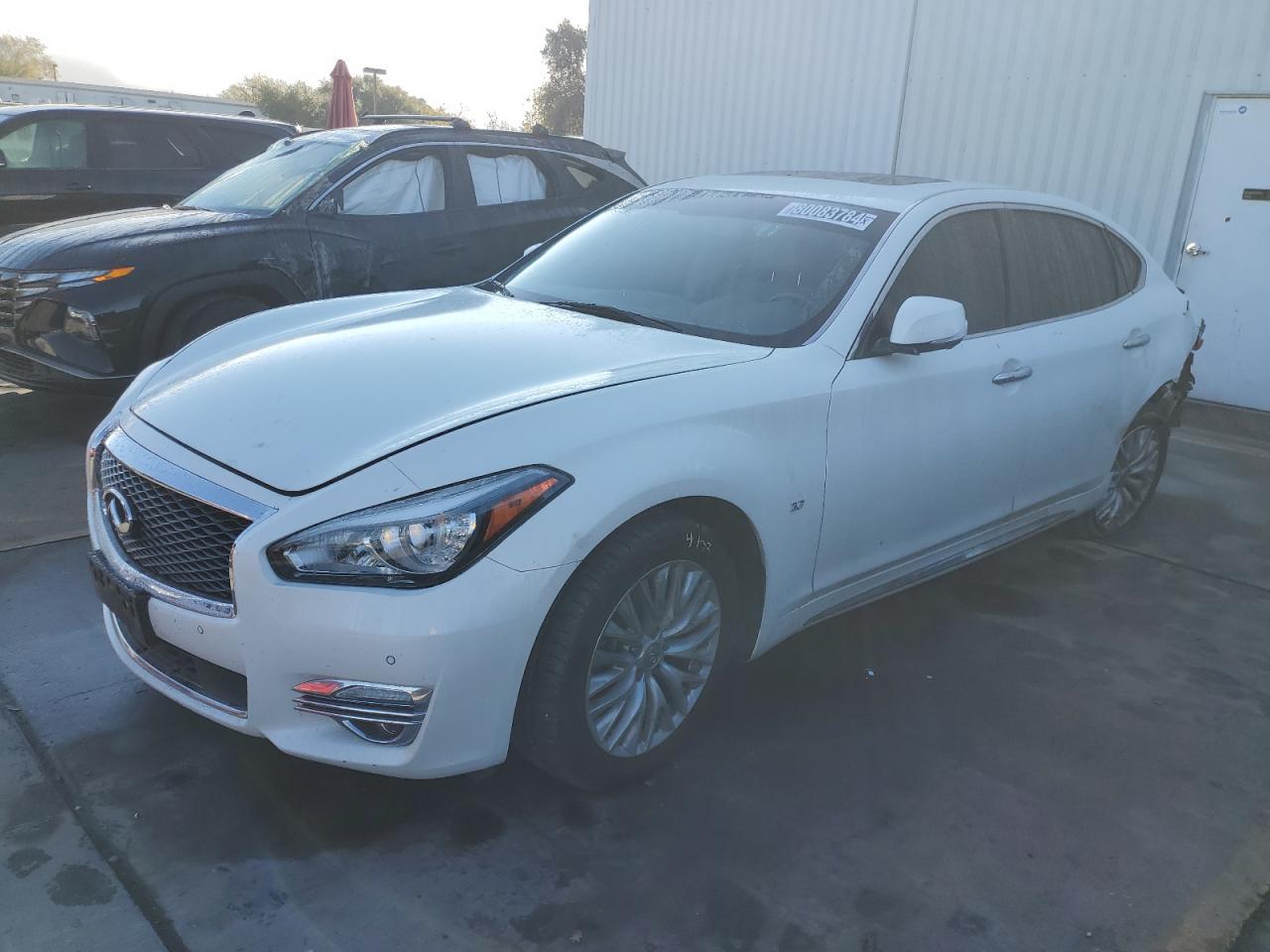 VIN JN1BY1PP1FM600220 2015 INFINITI Q70 no.1