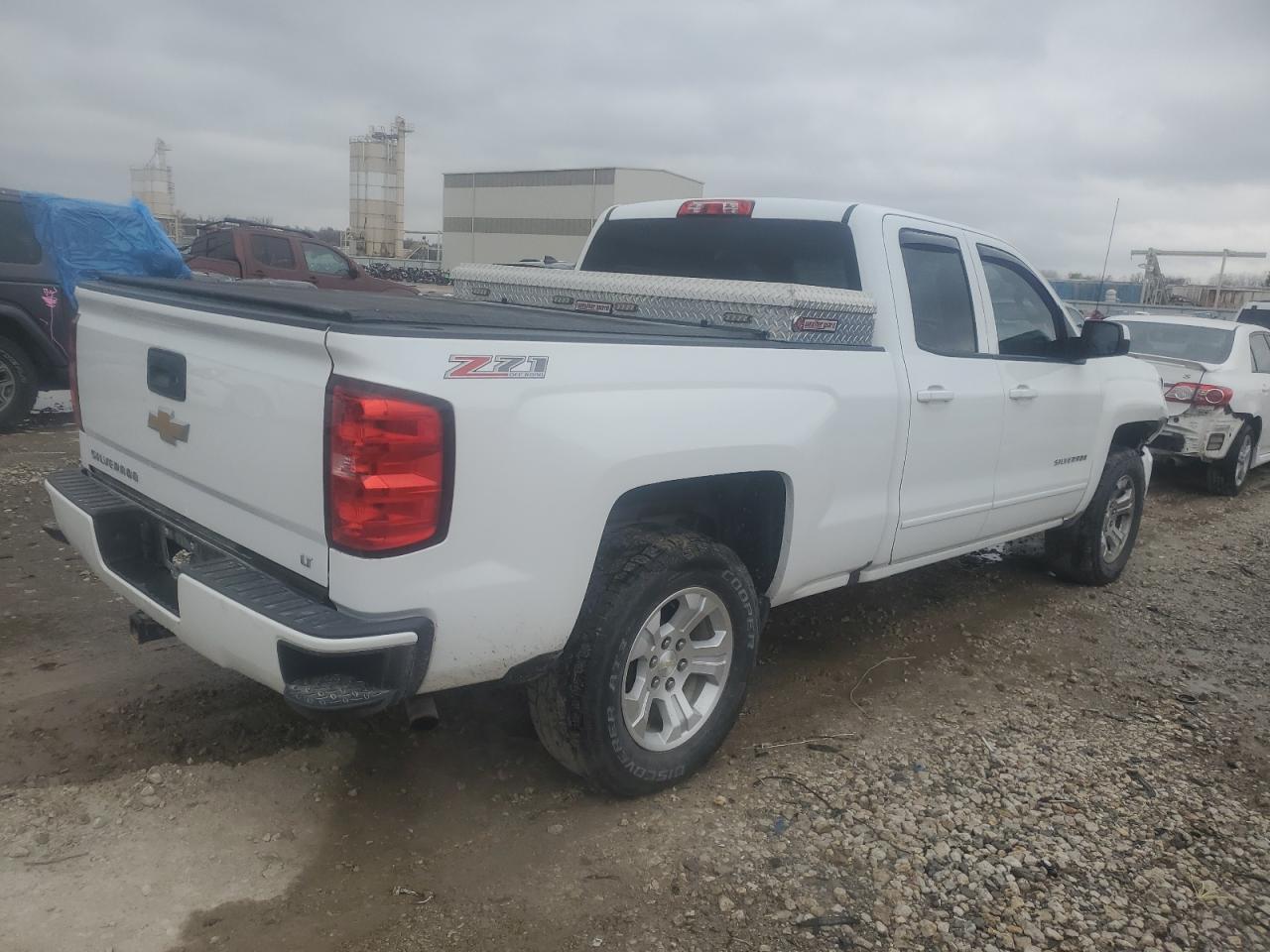 VIN 1GCVKRECXGZ348207 2016 CHEVROLET ALL Models no.3