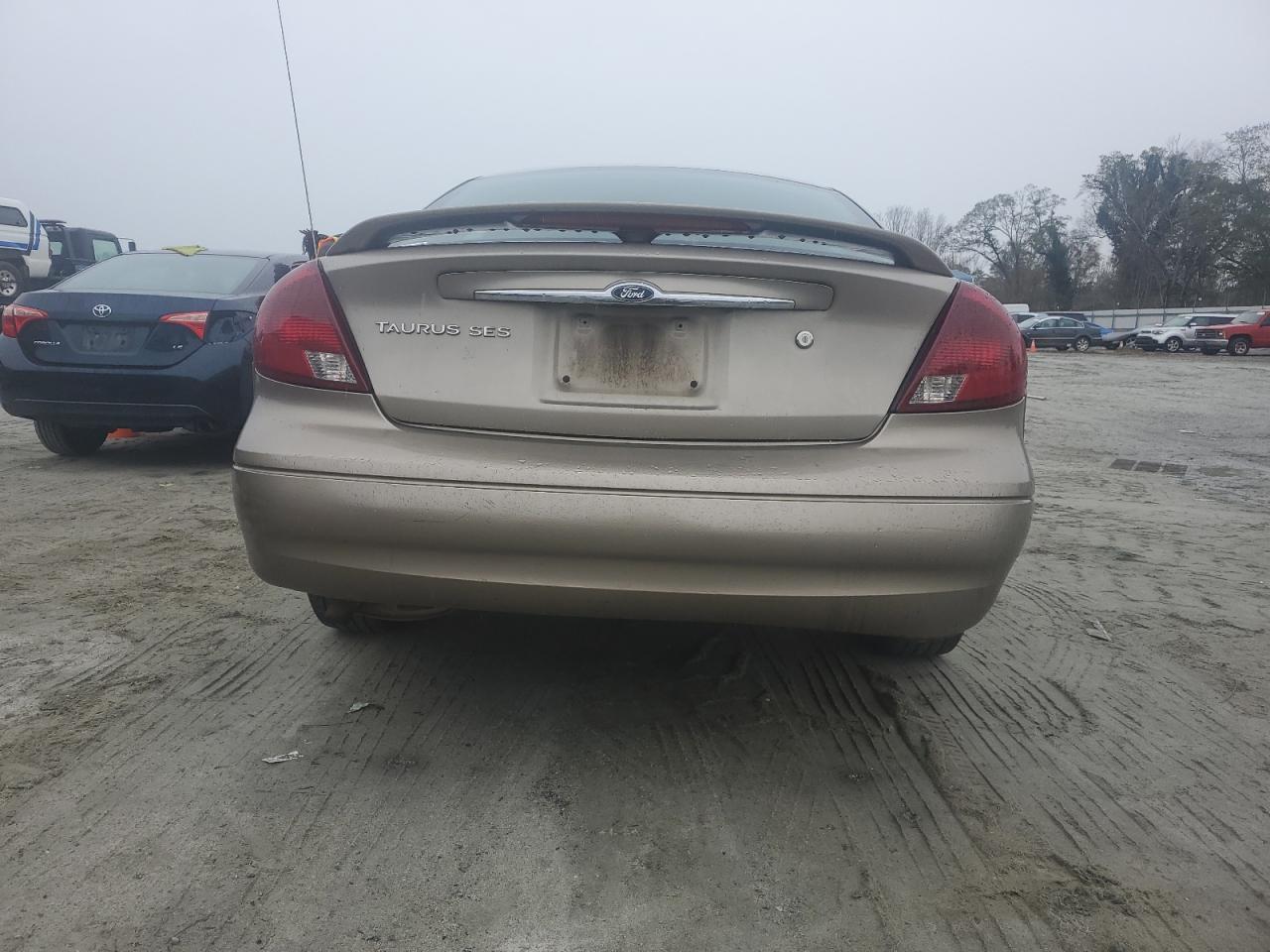 2003 Ford Taurus Ses VIN: 1FAFP55S43A262458 Lot: 81309454