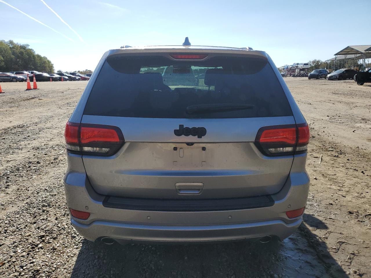 2015 Jeep Grand Cherokee Laredo VIN: 1C4RJEAG3FC152620 Lot: 81309744