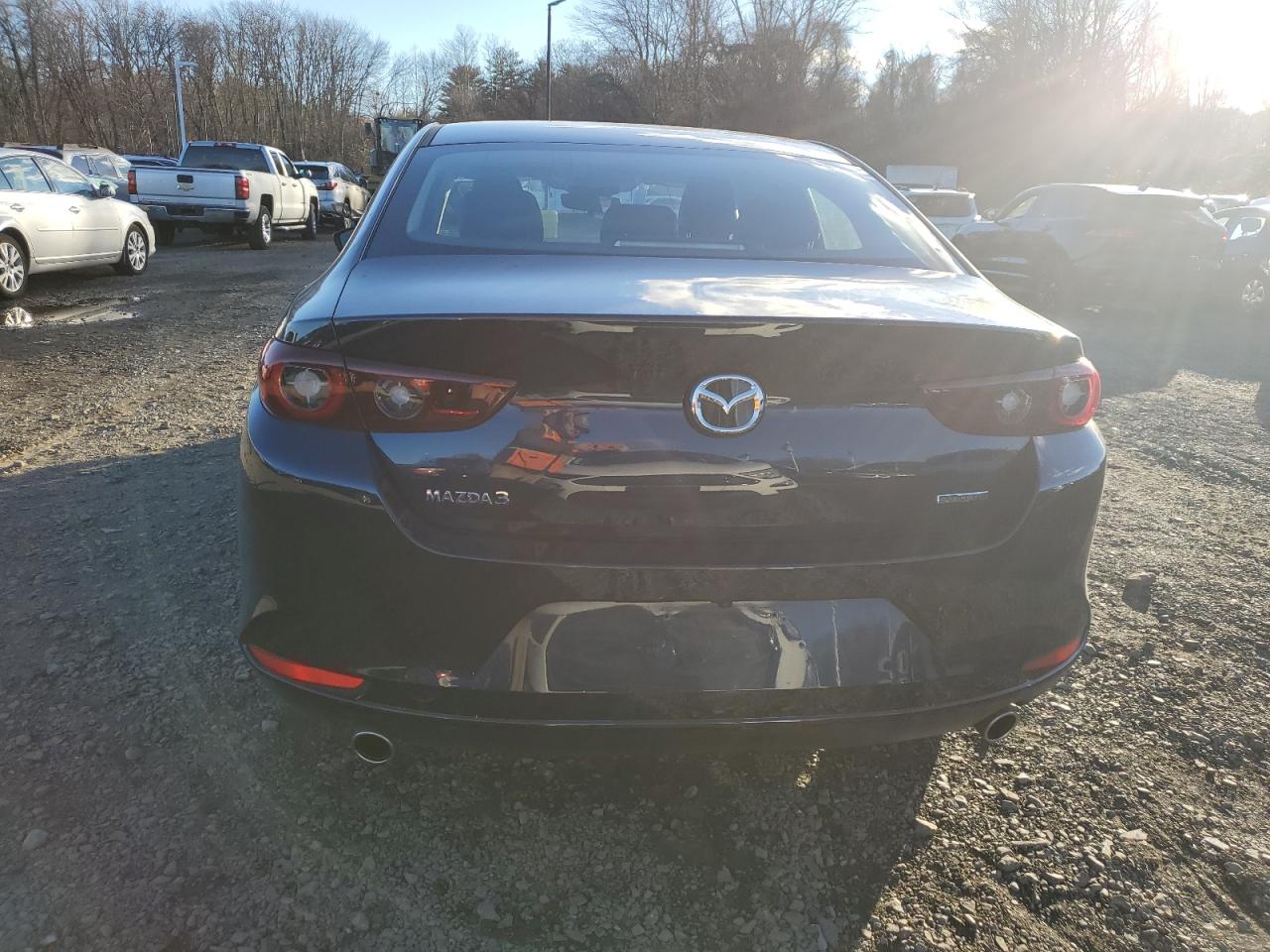 2024 Mazda 3 Preferred VIN: 3MZBPACM6RM412942 Lot: 80652874