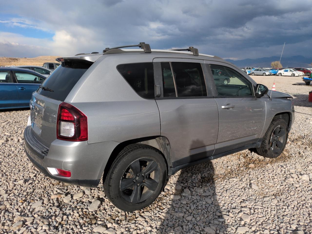 2016 Jeep Compass - Image 3