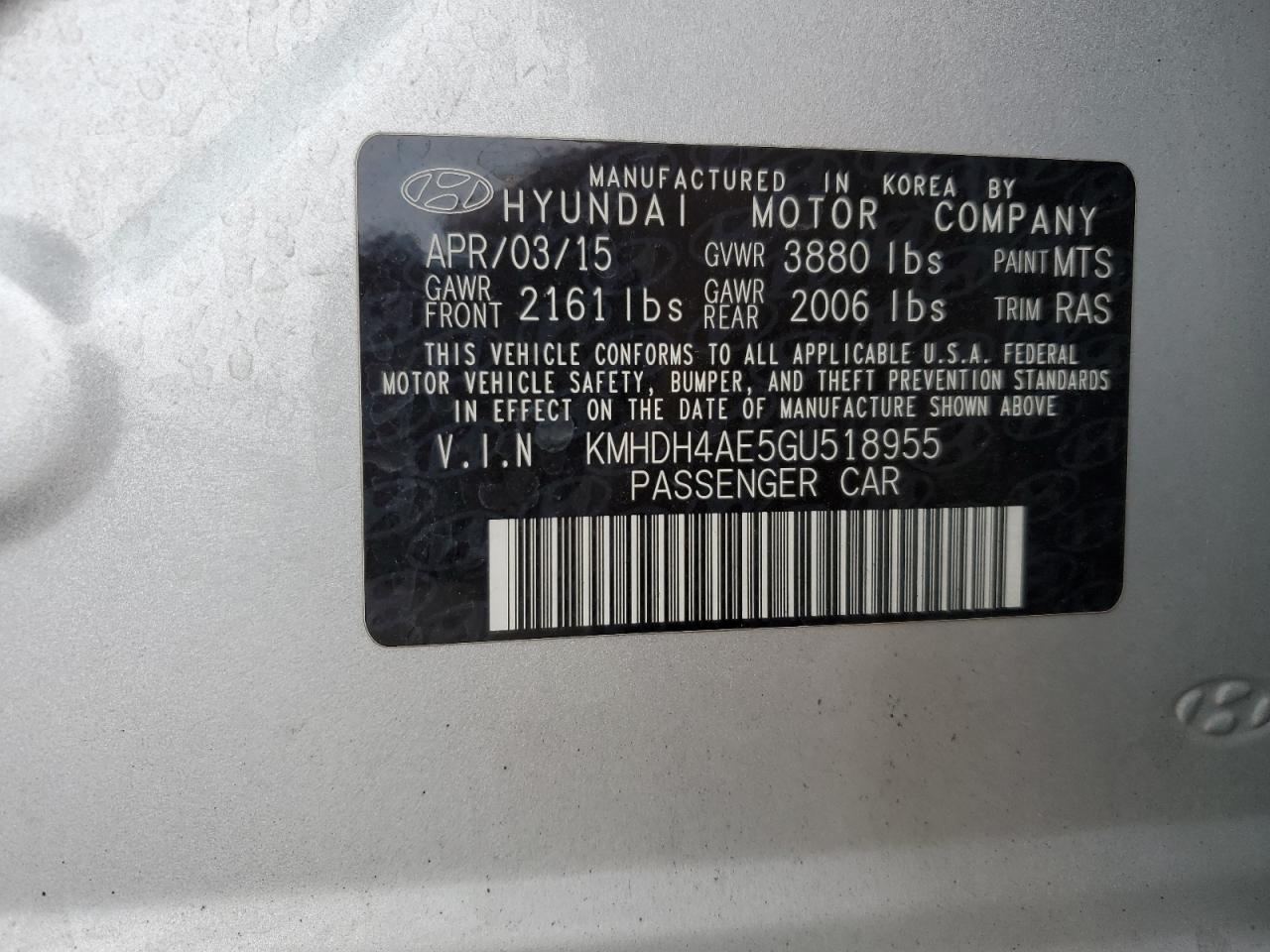 2016 Hyundai Elantra - Image 14