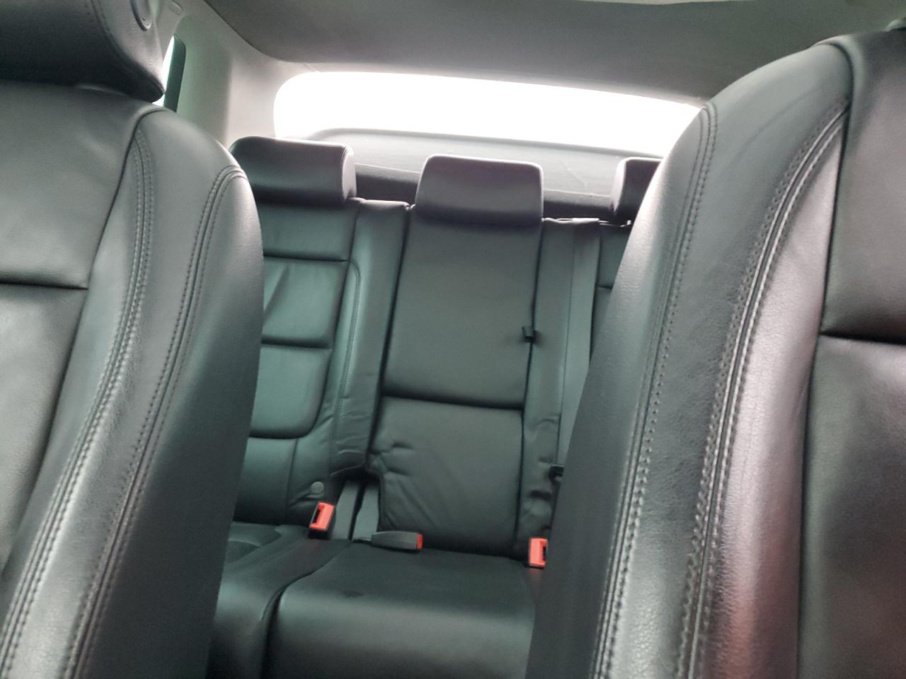 2009 Volkswagen Tiguan - Image 10