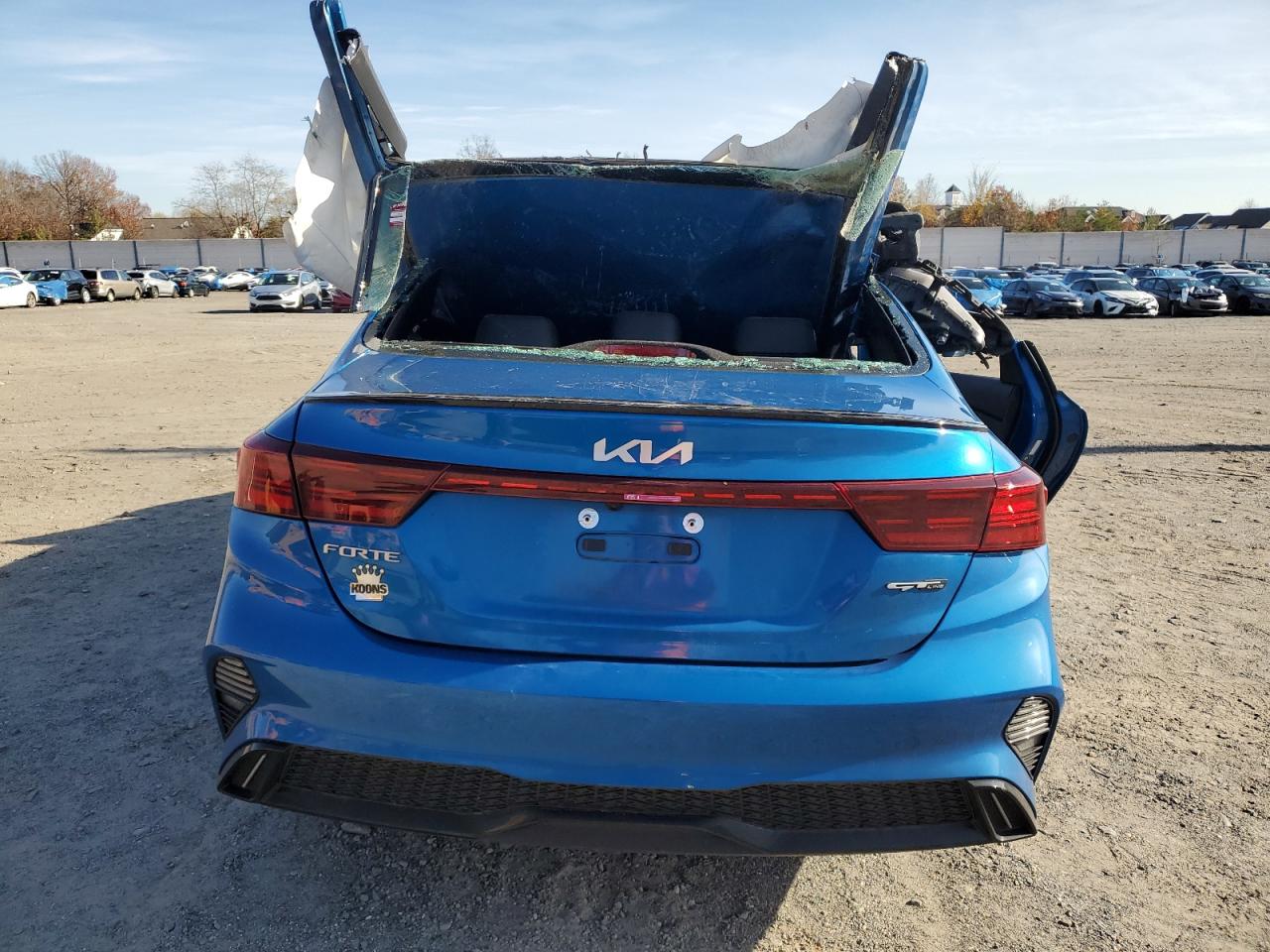 2023 Kia Forte - Image 6