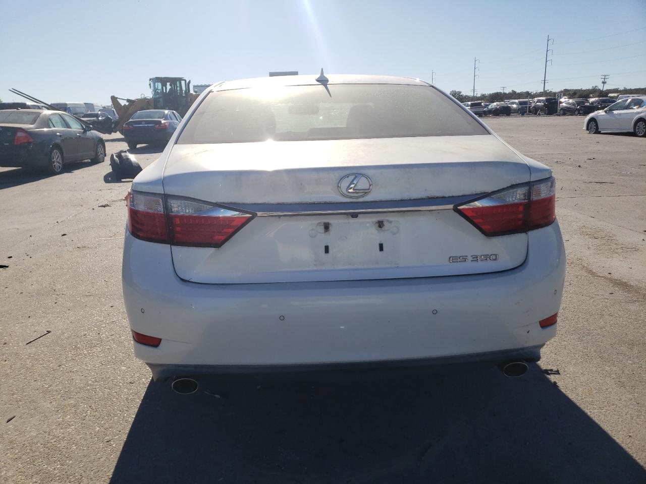 2014 Lexus ES - Image 6