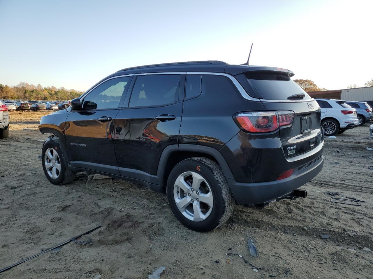 2019 Jeep Compass - Image 2