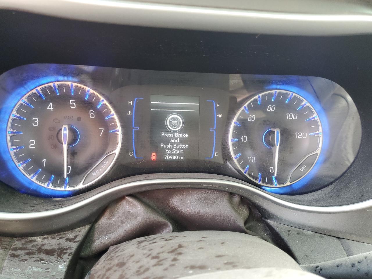 2019 Chrysler Pacifica - Image 9