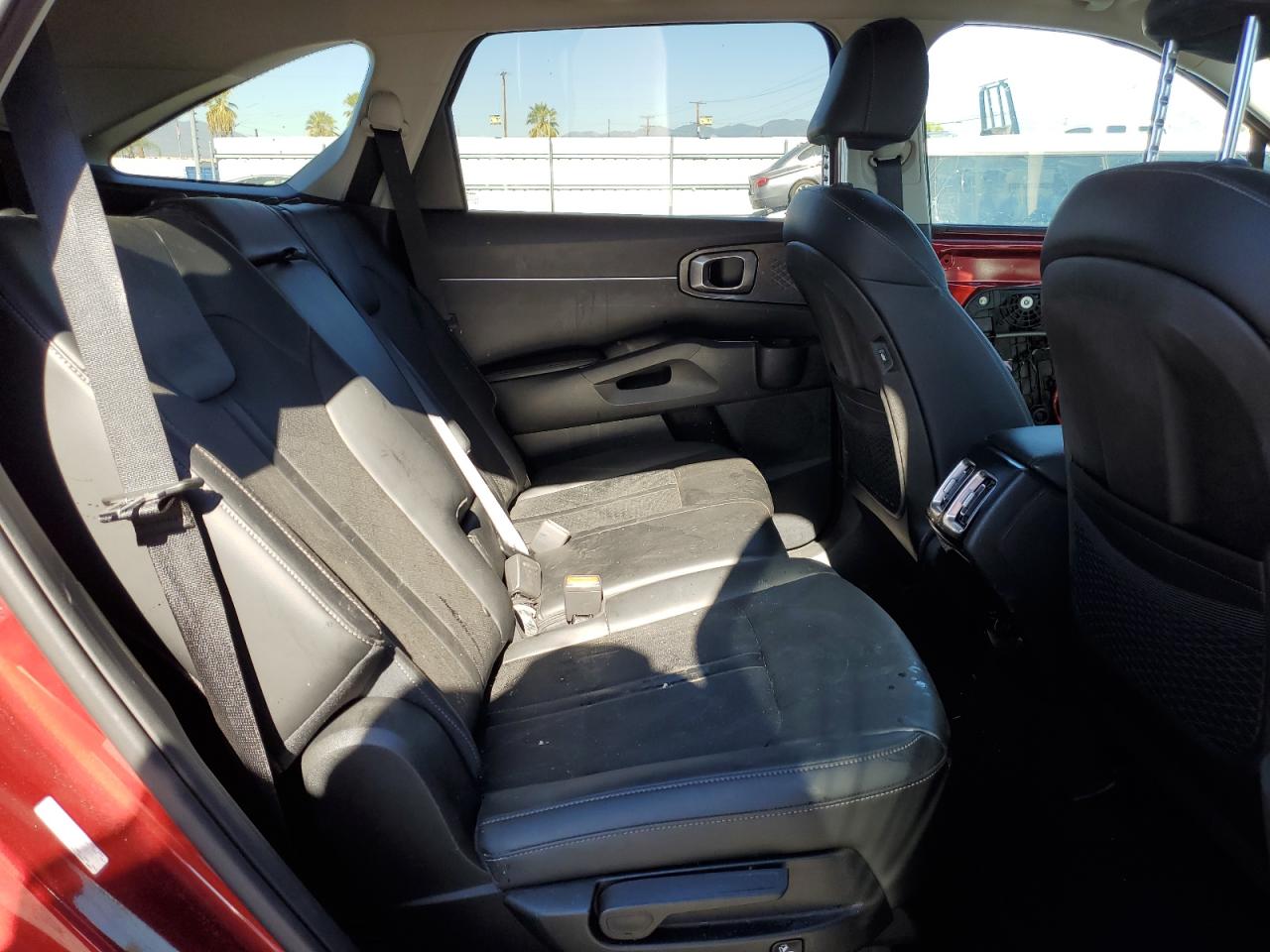 2023 Kia Sorento - Image 11