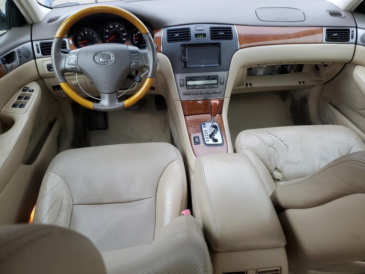 2005 Lexus ES - Image 8