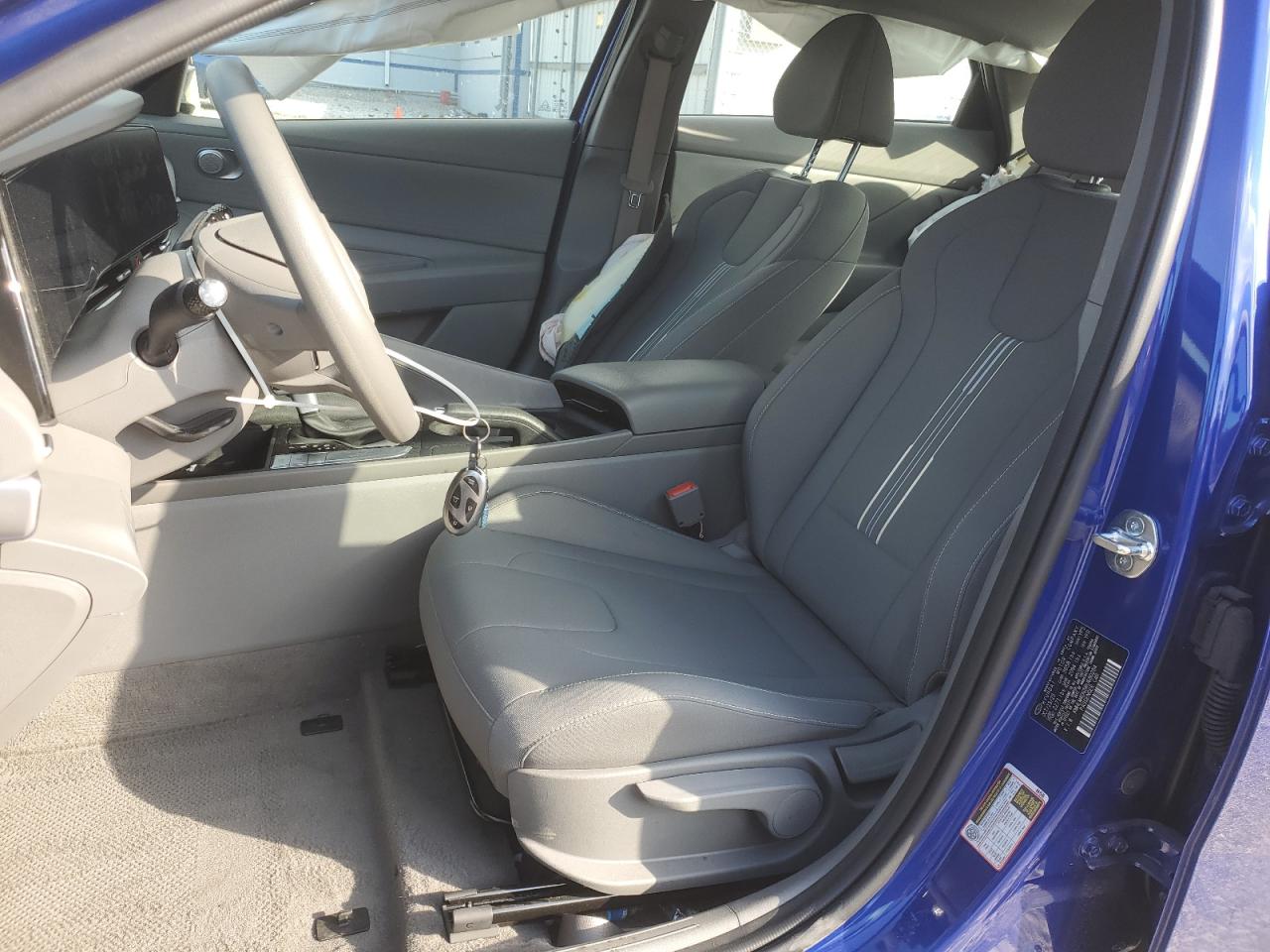 2024 Hyundai Elantra - Image 7