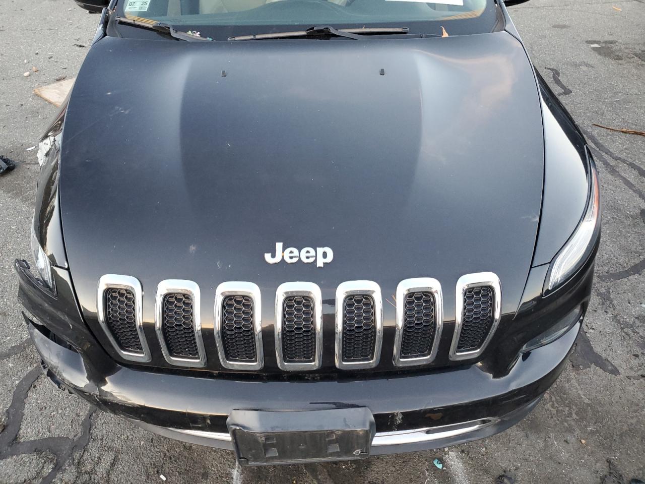 2016 Jeep Grand Cherokee - Image 12