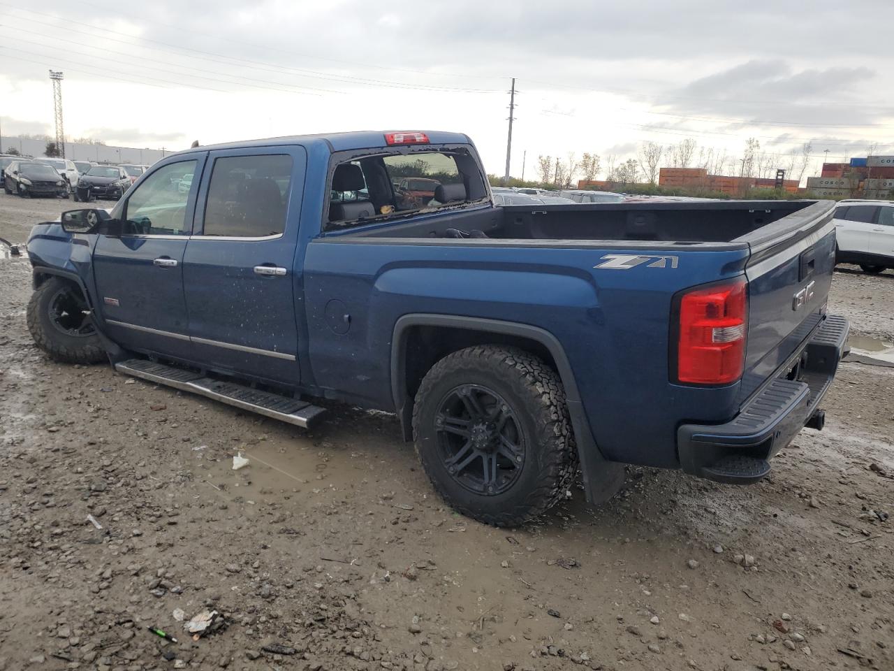 2015 GMC Sierra - Image 2