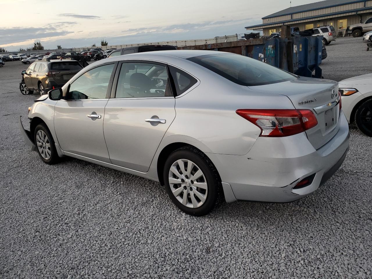 VIN 3N1AB7AP7HY247930 2017 NISSAN SENTRA no.2