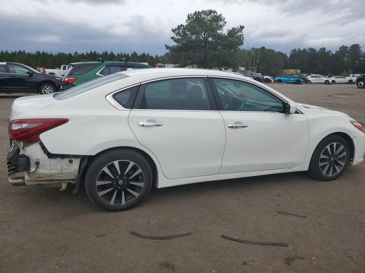 2018 Nissan Altima - Image 3