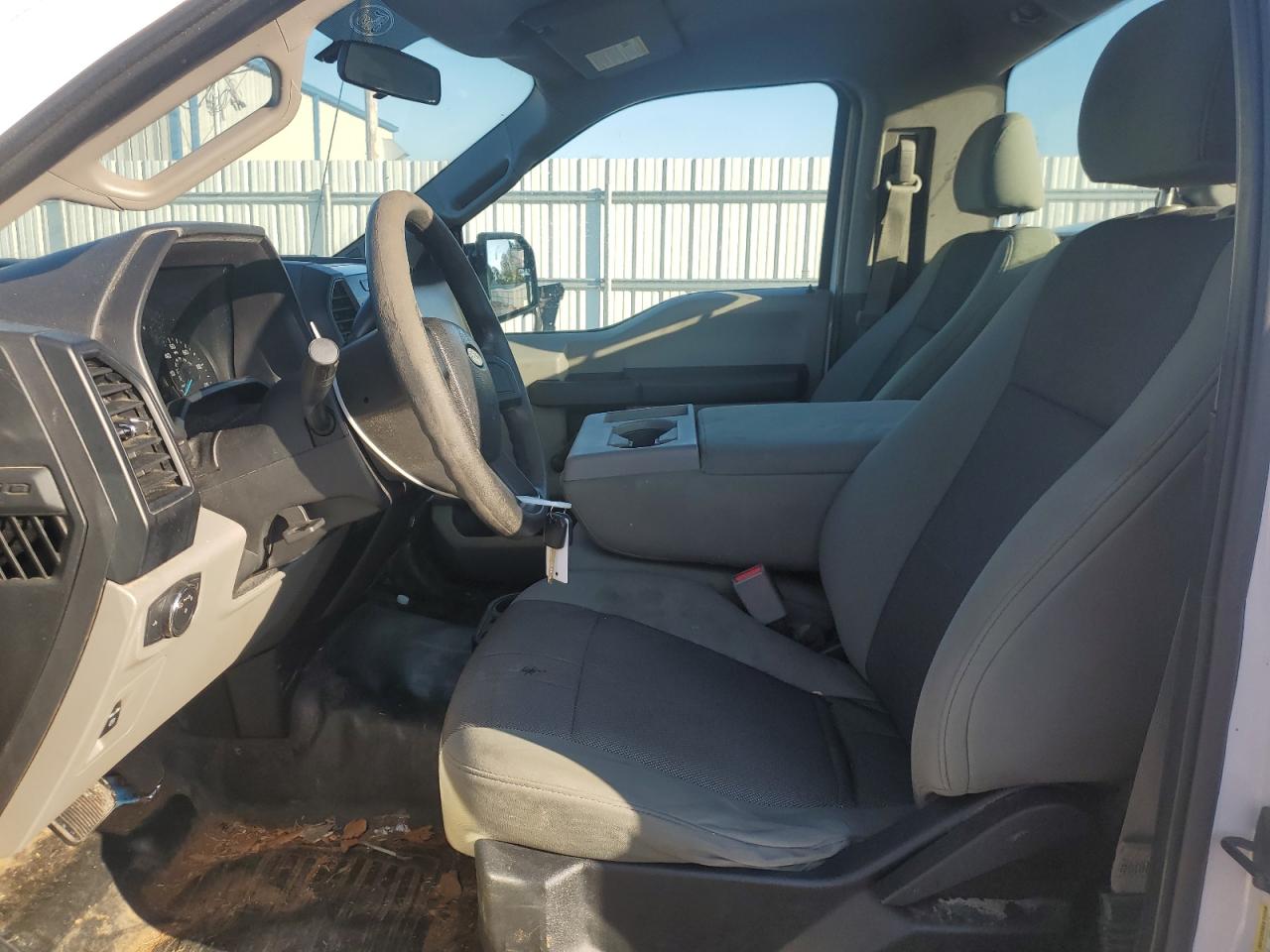 2016 Ford F-150 - Image 7