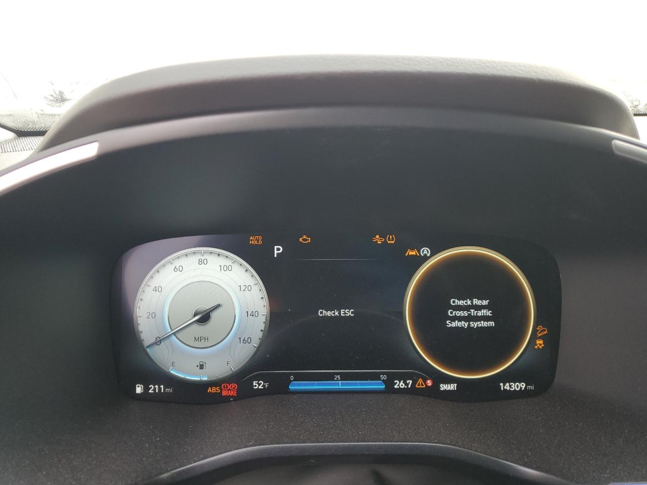 2023 Hyundai Santa Fe - Image 9