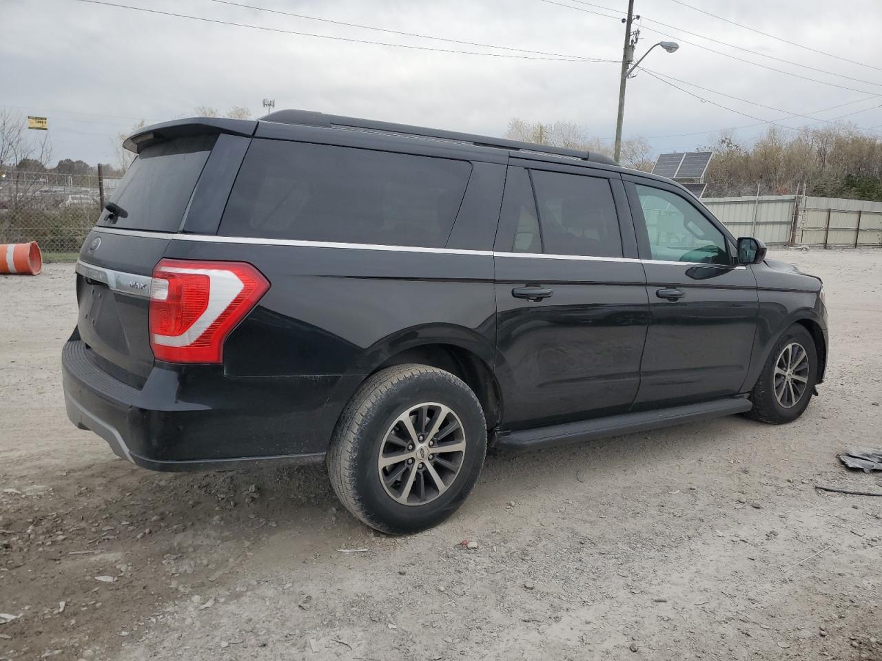 2019 Ford Expedition - Image 3