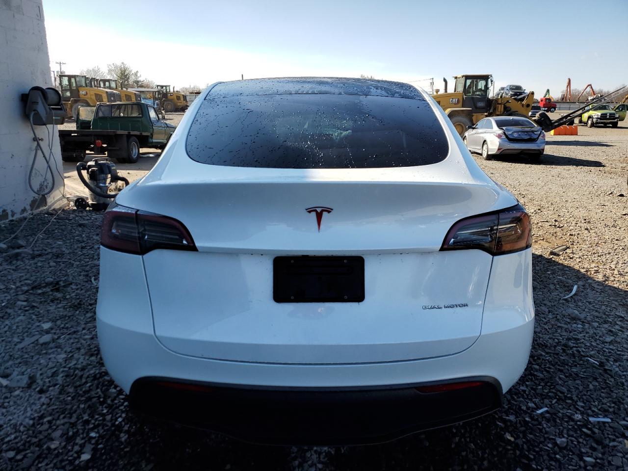 VIN 7SAYGDEE2PA095375 2023 TESLA MODEL Y no.6