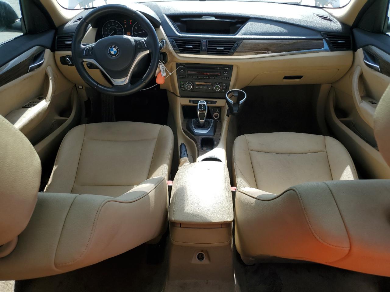 2015 BMW X1 - Image 8