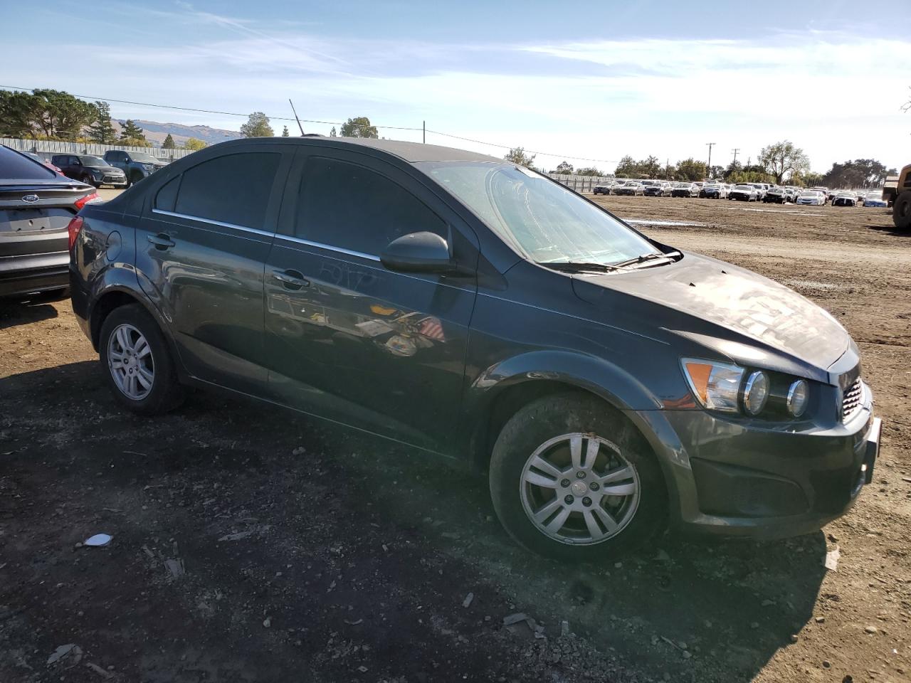 2016 Chevrolet Sonic - Image 4