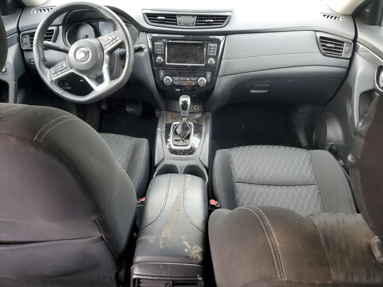 2020 Nissan Rogue - Image 8