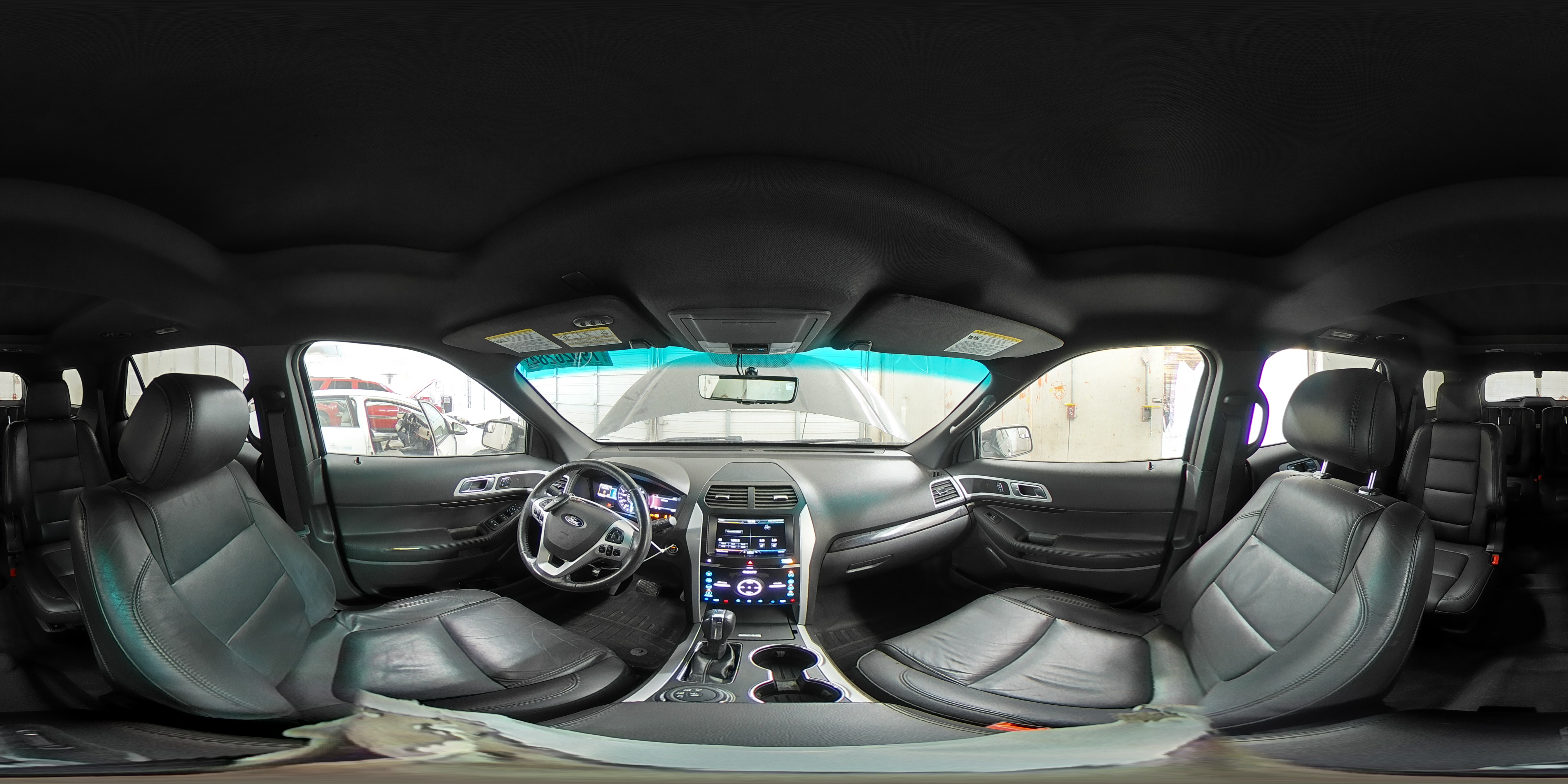 2015 Ford Explorer - Image 16