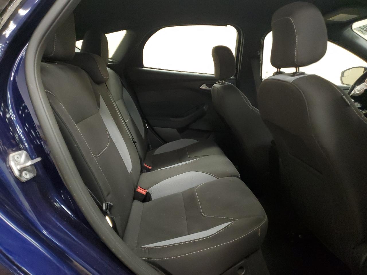 2017 Ford Focus - Image 10