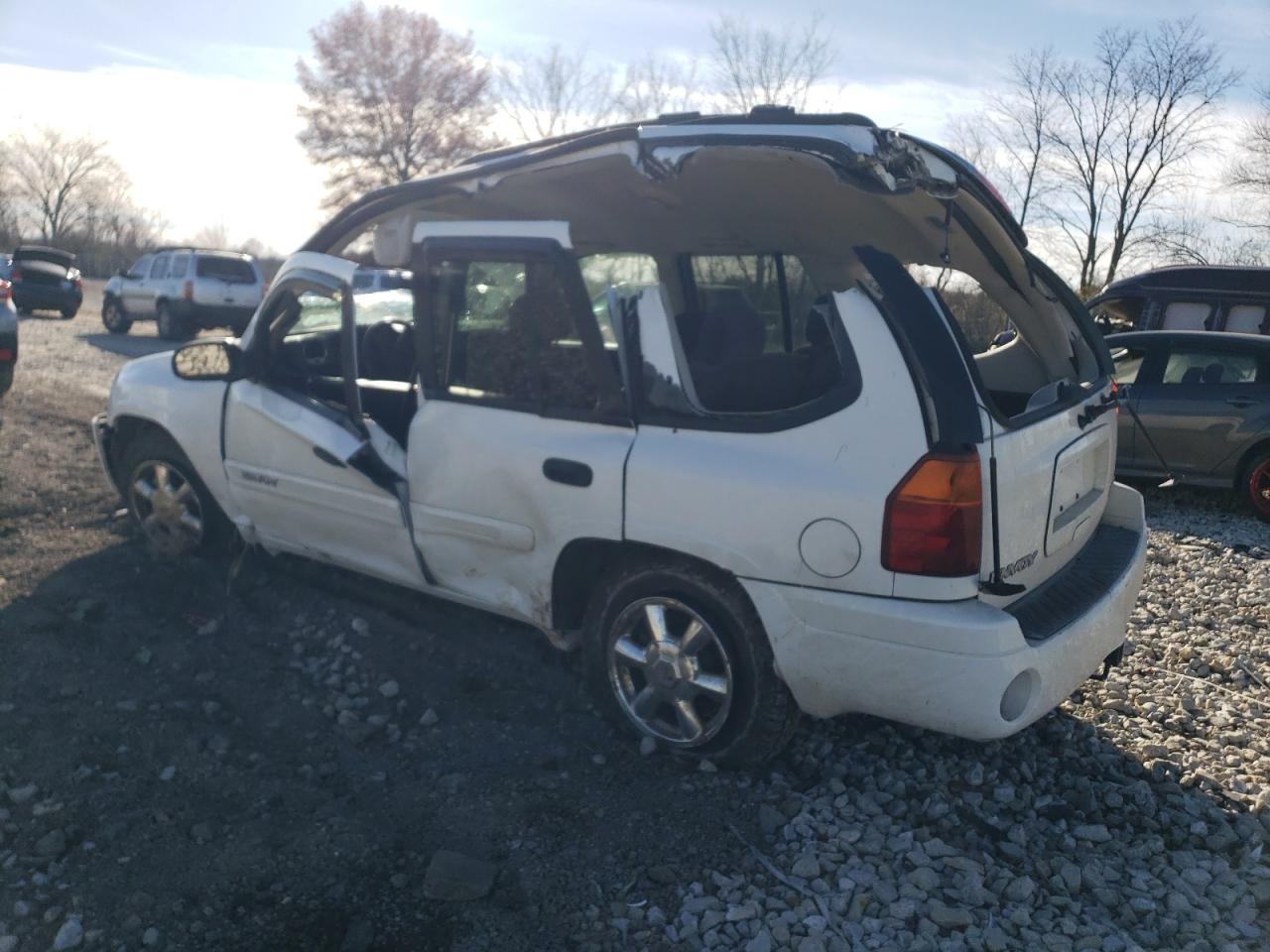 2005 GMC Envoy - Image 2