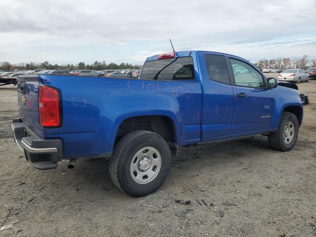 VIN 1GCHSAEA3K1137127 2019 CHEVROLET COLORADO no.3