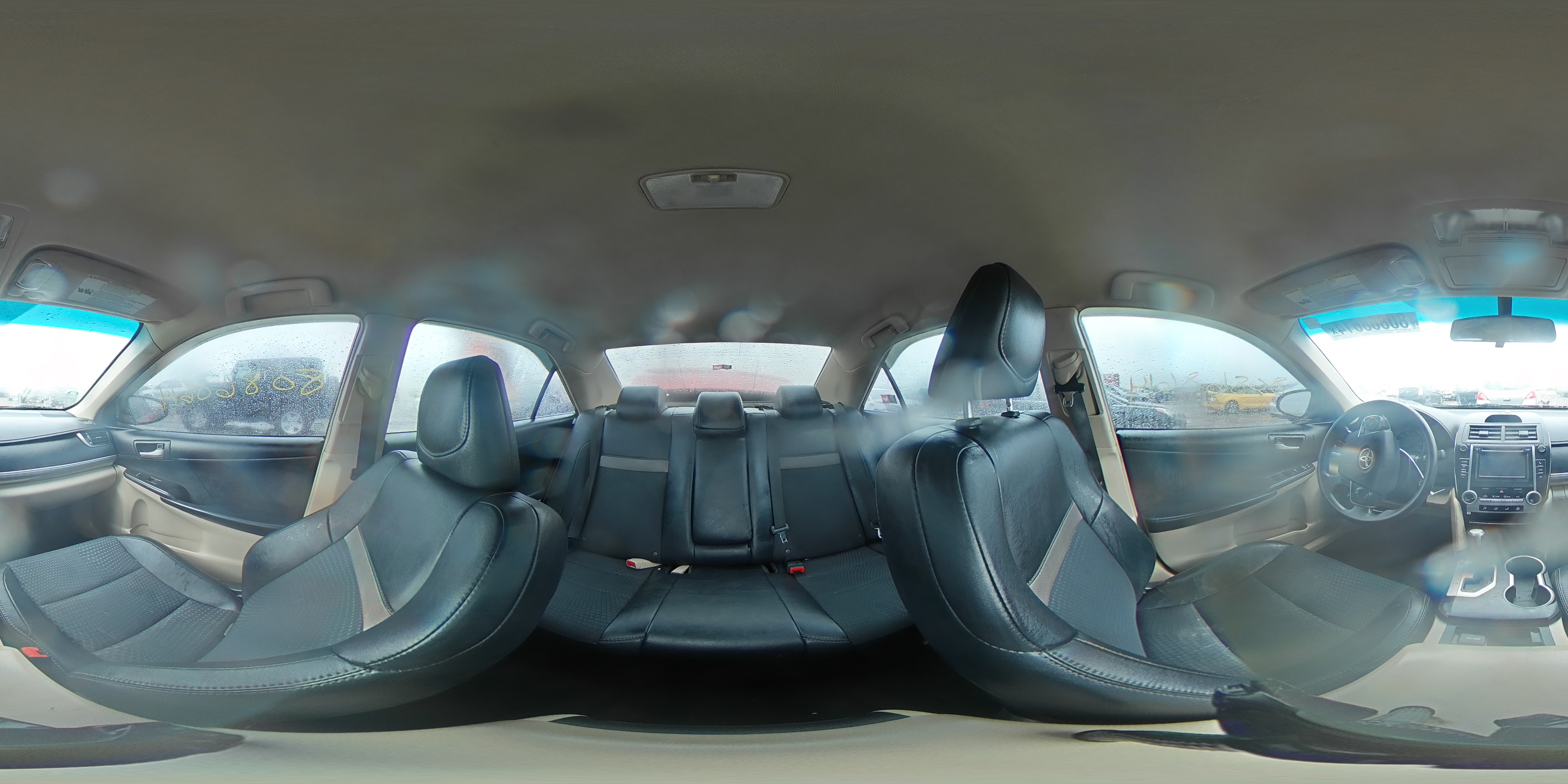 2012 Toyota Camry - Image 13