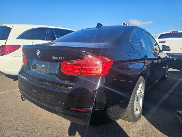 Седани BMW 3 SERIES 2014 Чорний