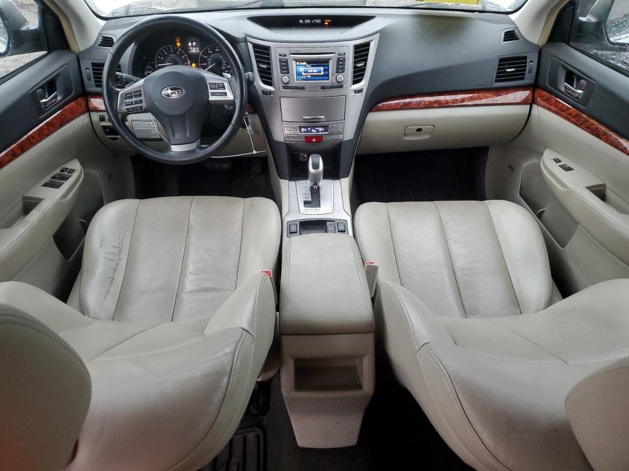 2012 Subaru Outback - Image 8