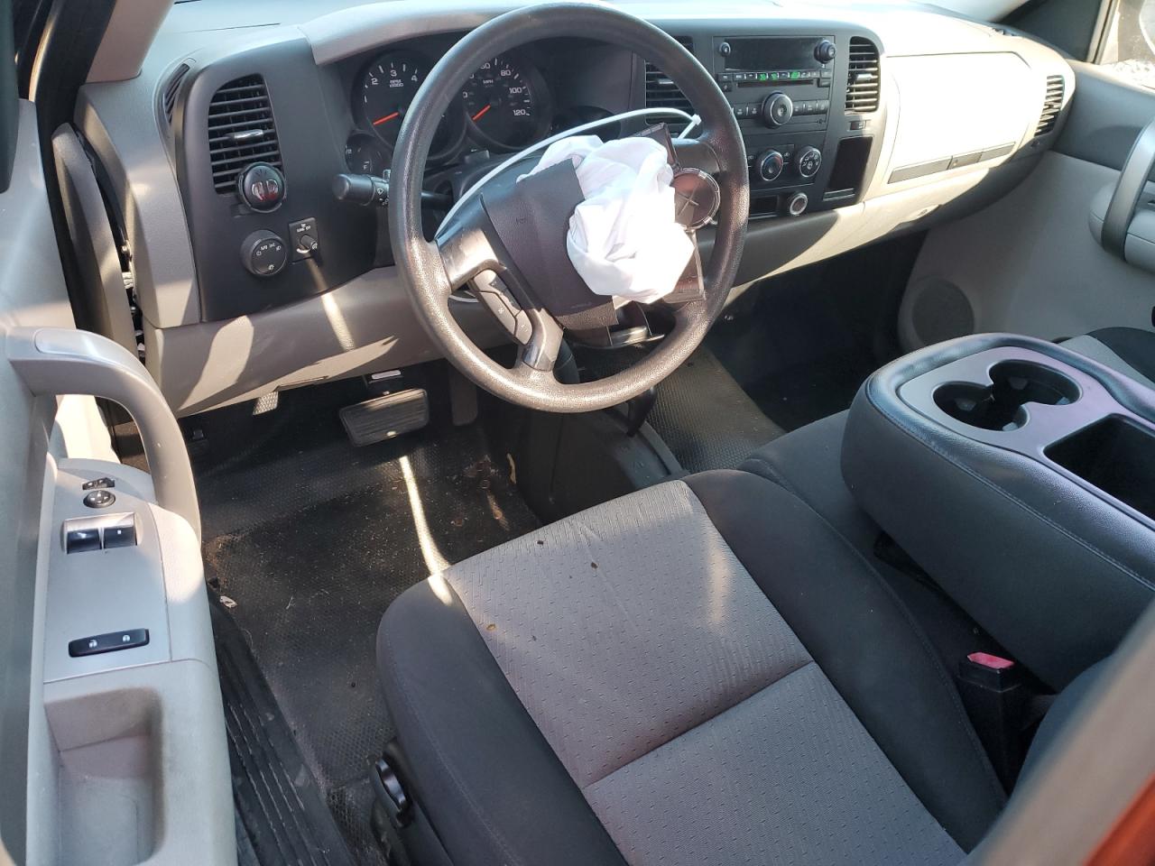 2008 Chevrolet Silverado - Image 8