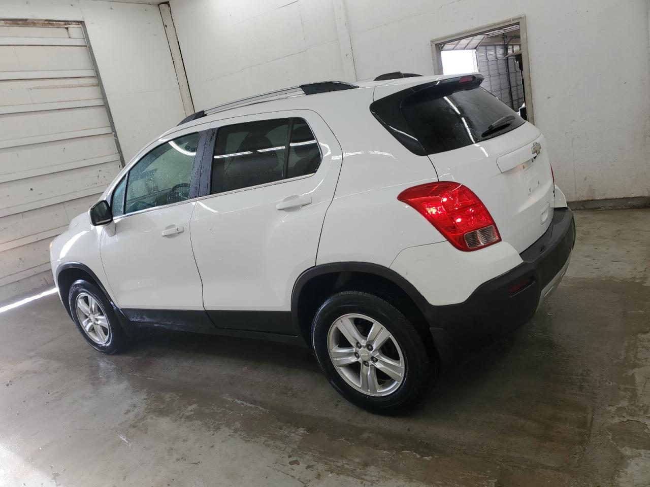 2016 Chevrolet Trax - Image 2